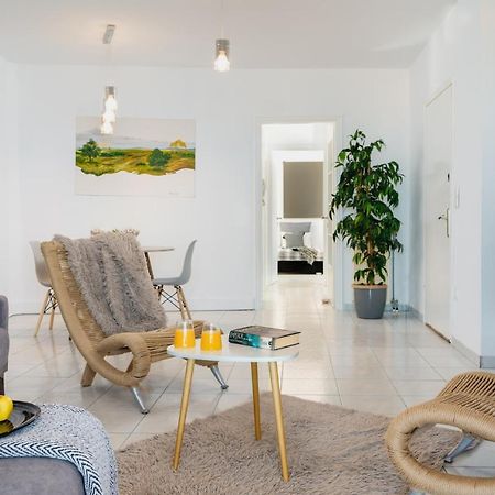 Bedspot Apartment Iraklion Buitenkant foto