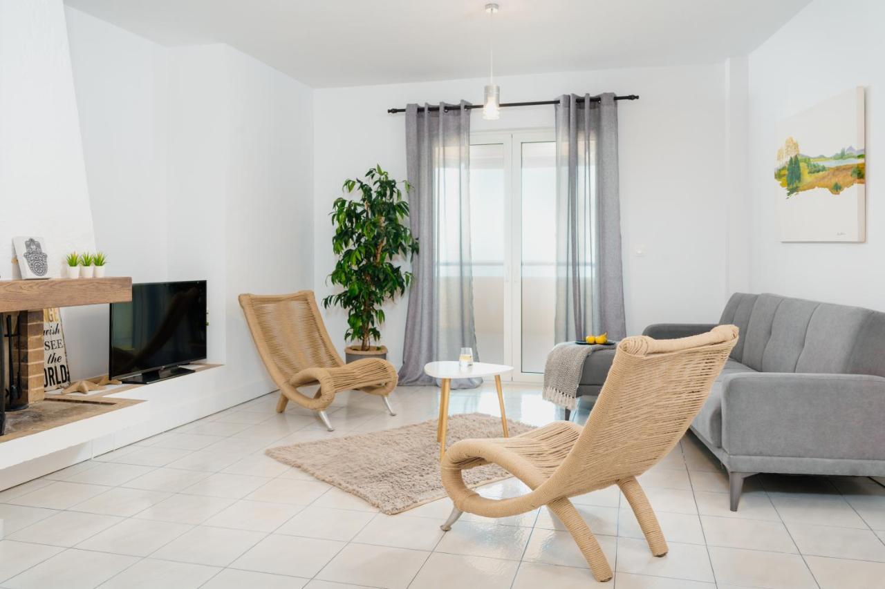 Bedspot Apartment Iraklion Buitenkant foto
