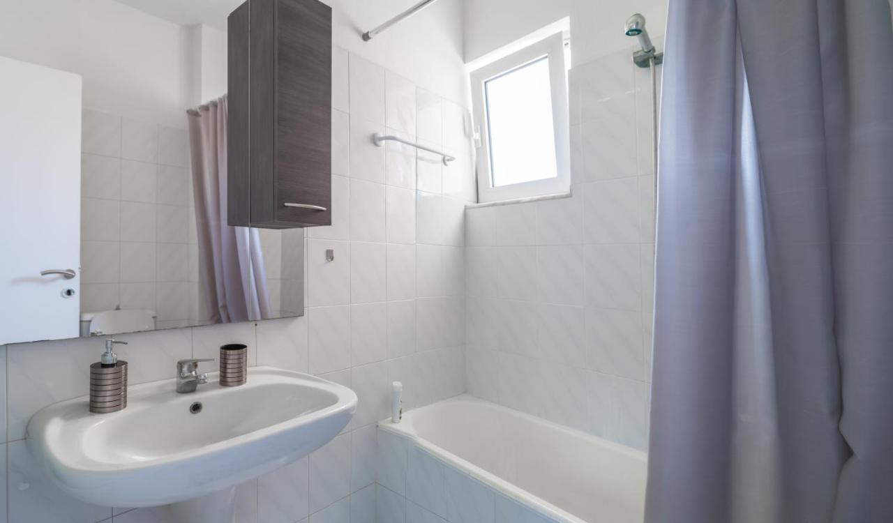 Bedspot Apartment Iraklion Buitenkant foto